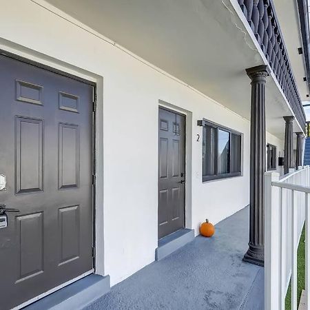 Chic Retreat: 2Br Apartment! Fort Lauderdale Kültér fotó