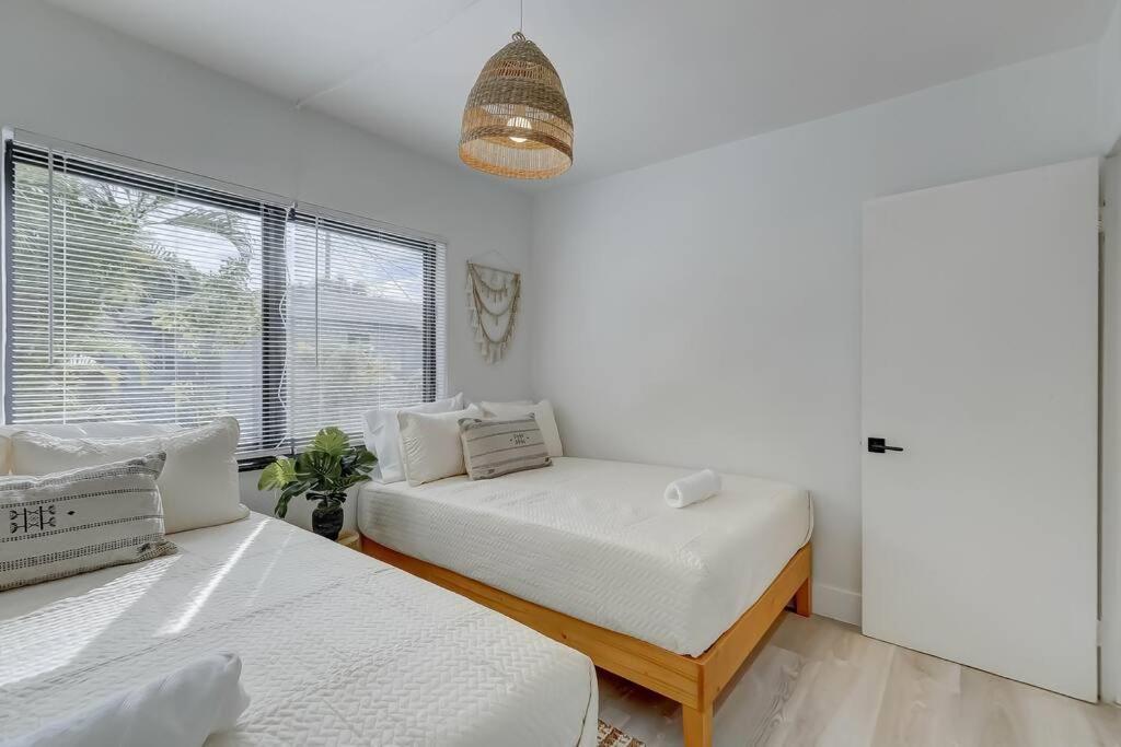 Chic Retreat: 2Br Apartment! Fort Lauderdale Kültér fotó