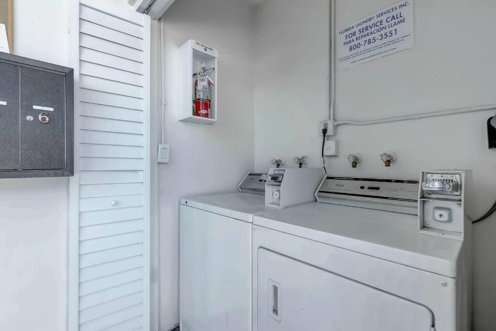 Chic Retreat: 2Br Apartment! Fort Lauderdale Kültér fotó