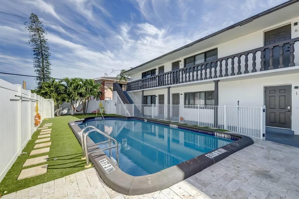 Chic Retreat: 2Br Apartment! Fort Lauderdale Kültér fotó